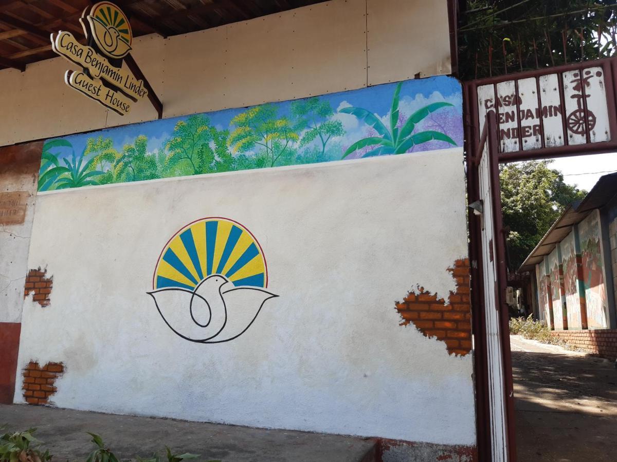 Casa Benjamin Linder Hotell Managua Exteriör bild