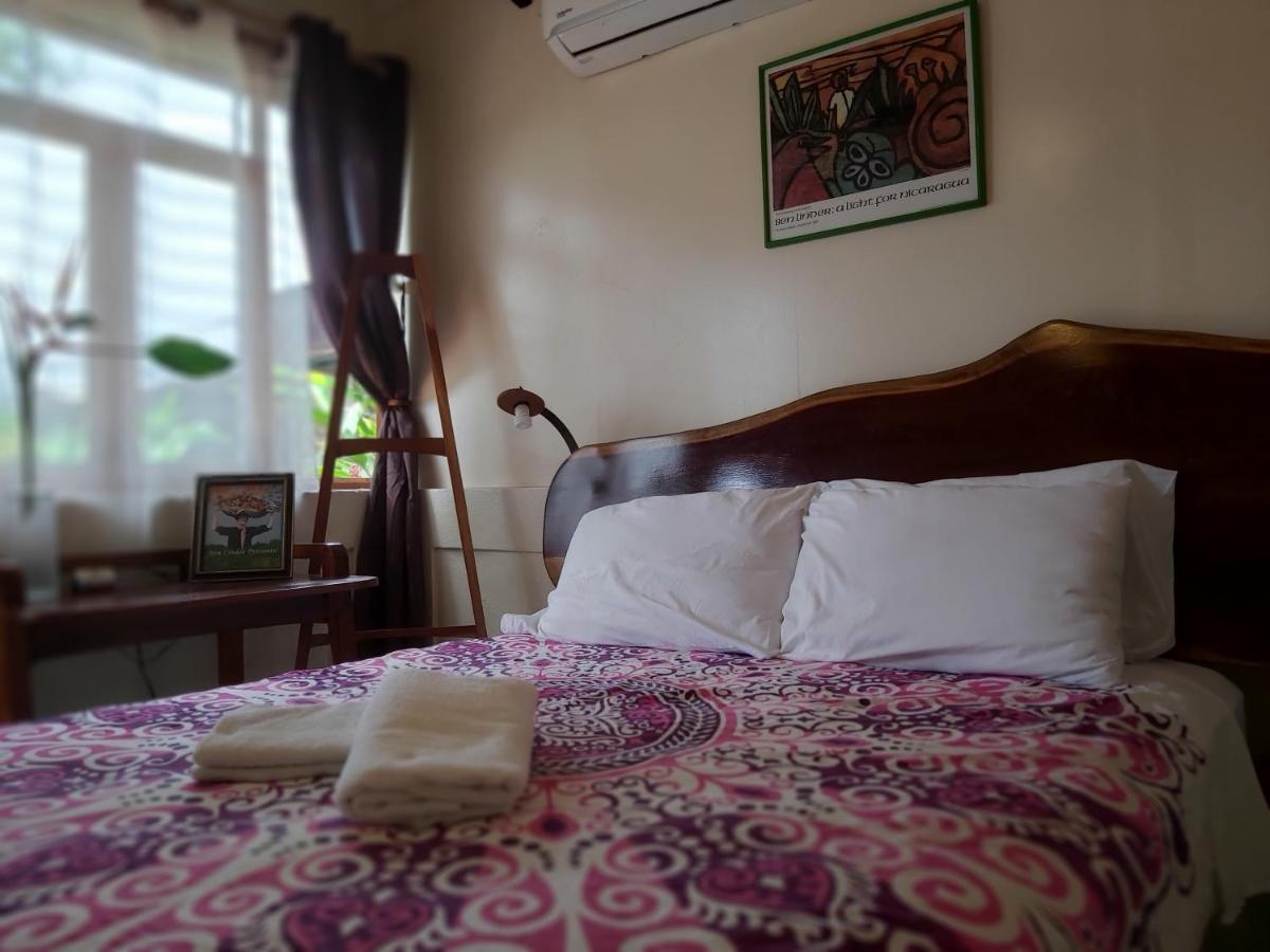 Casa Benjamin Linder Hotell Managua Exteriör bild