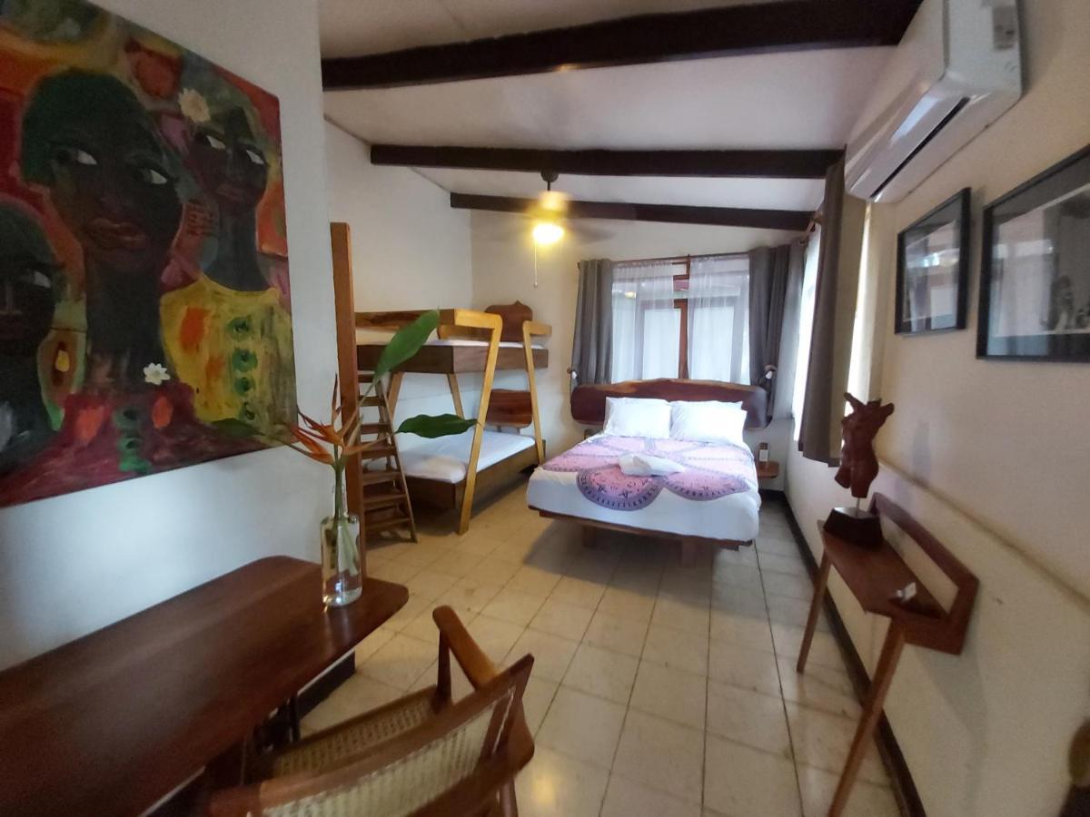 Casa Benjamin Linder Hotell Managua Exteriör bild